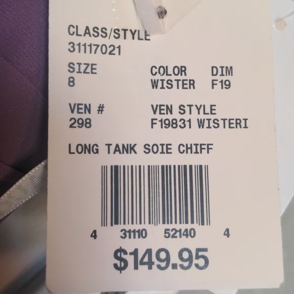 Wisteria purple v-neck bridesmaid dress, size 8, David's Bridal - Picture 3 of 4